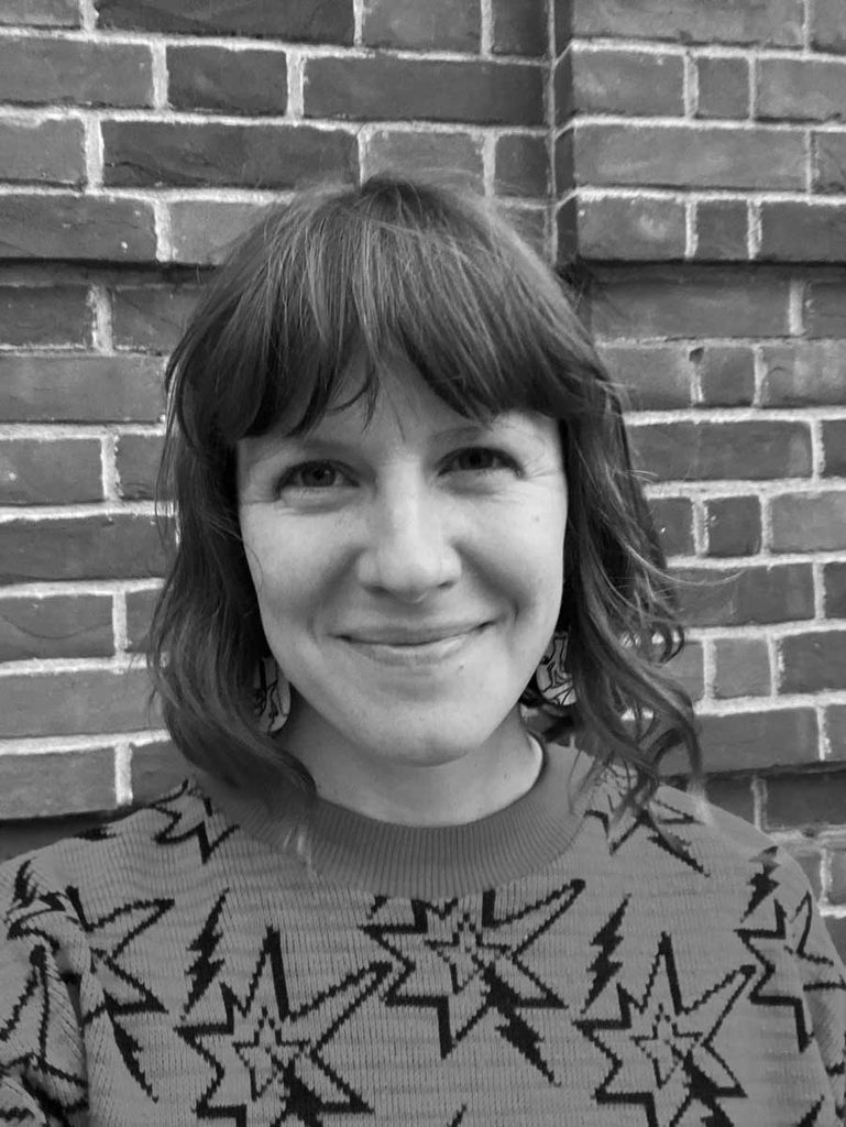 hilary hudgins author photo